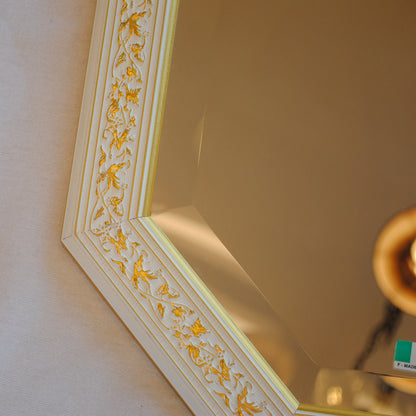 ウォールミラー おしゃれ 鏡 壁掛け 八角形 隅切り 木製 ミラー OT 白 ホワイト ゴールド アンティーク イタリア製 ベルトーチ BERTOZZI 808839