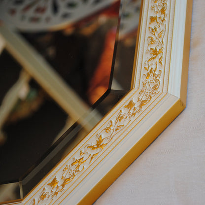 ウォールミラー おしゃれ 鏡 壁掛け 八角形 隅切り 木製 ミラー OT 白 ホワイト ゴールド アンティーク イタリア製 ベルトーチ BERTOZZI 808839