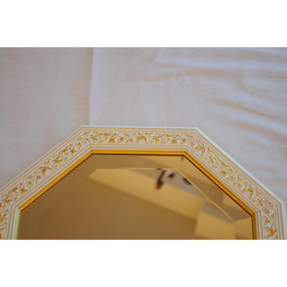 ウォールミラー おしゃれ 鏡 壁掛け 八角形 隅切り 木製 ミラー OT 白 ホワイト ゴールド アンティーク イタリア製 ベルトーチ BERTOZZI 808839