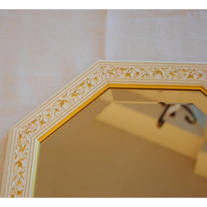 ウォールミラー おしゃれ 鏡 壁掛け 八角形 隅切り 木製 ミラー OT 白 ホワイト ゴールド アンティーク イタリア製 ベルトーチ BERTOZZI 808839