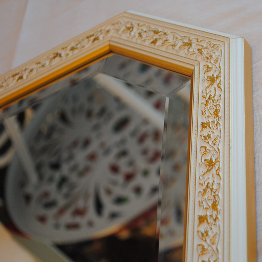 ウォールミラー おしゃれ 鏡 壁掛け 八角形 隅切り 木製 ミラー OT 白 ホワイト ゴールド アンティーク イタリア製 ベルトーチ BERTOZZI 808839