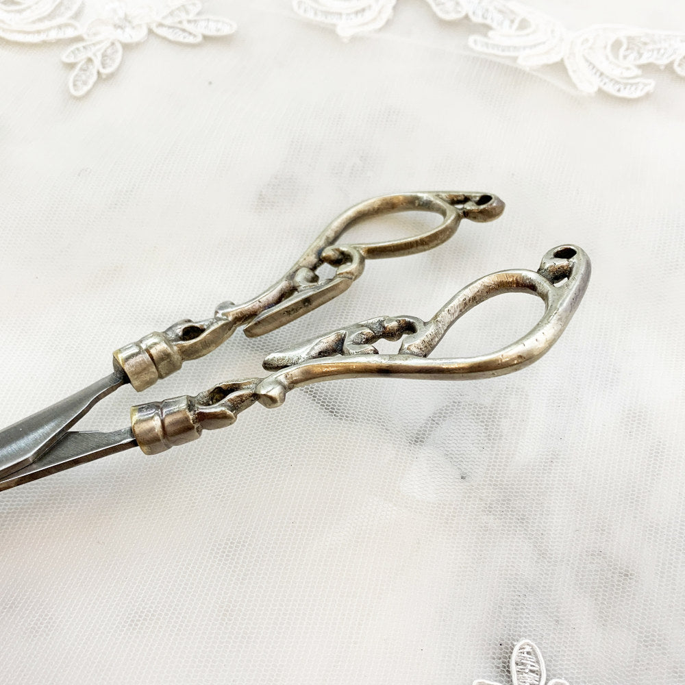 ハサミ クラフトシザー アンティーク調の装飾ハサミ はさみ 鋏 シザー 真鍮シザー 真鍮製鋏 インテリア雑貨 ゴールド アンティーク風はさみ 真鍮雑貨 84301SR-GD