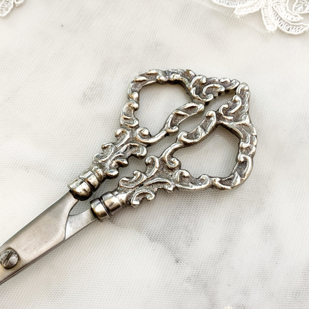 ハサミ クラフトシザー アンティーク調の装飾ハサミ はさみ 鋏 シザー 真鍮シザー 真鍮製鋏 インテリア雑貨 ゴールド アンティーク風はさみ 真鍮雑貨 84303SR-GD