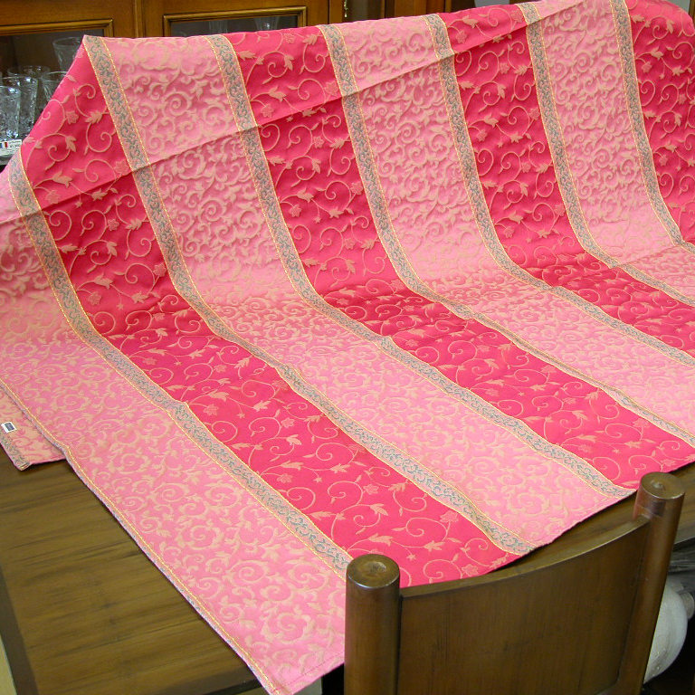 マルチカバー ソファカバー スタイルフランス 花柄 テーブルクロス ベッドスプレッド 140x200cm フランス製生地 CompagnieDesEtoffes コンパニーデゼトフ  regina-fuchsia140x200